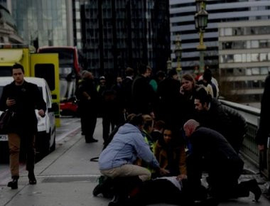 Tρομοκρατική επίθεση ισλαμιστών με φορτηγό και μαχαίρια στο Λονδίνο - 7 νεκροί και 48 τραυματίες (upd 10)